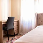 Laura's شقة