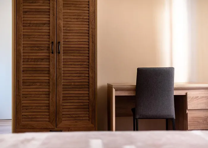 Laura's Lägenhet Tirana